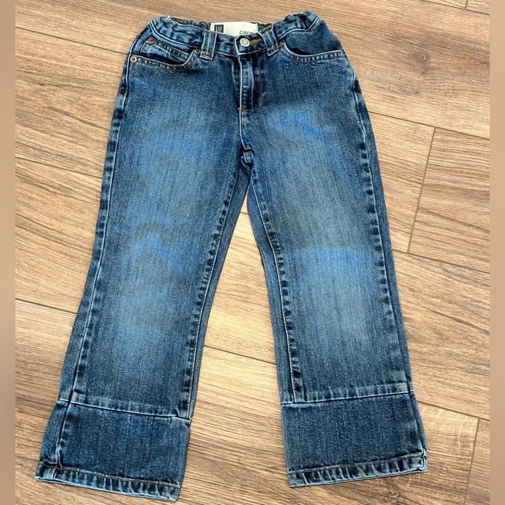 Gap Girls Size 7 Denim Capri Blue Jeans Flare Leg Medium Wash